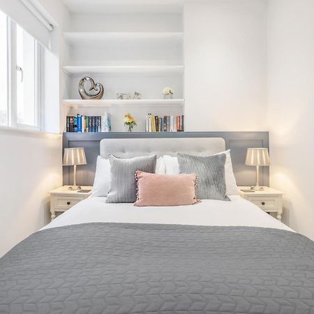 Bright & Modern 2-Bed Notting Hill Apartment Londra Exterior foto