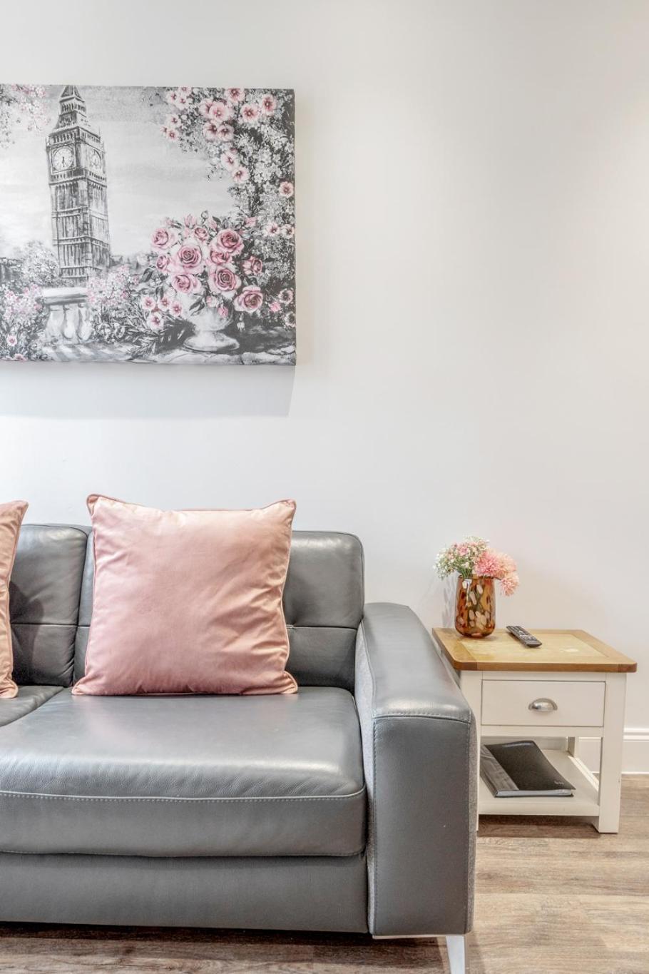 Bright & Modern 2-Bed Notting Hill Apartment Londra Exterior foto