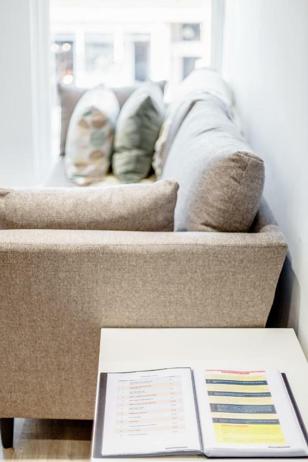 Bright & Modern 2-Bed Notting Hill Apartment Londra Exterior foto