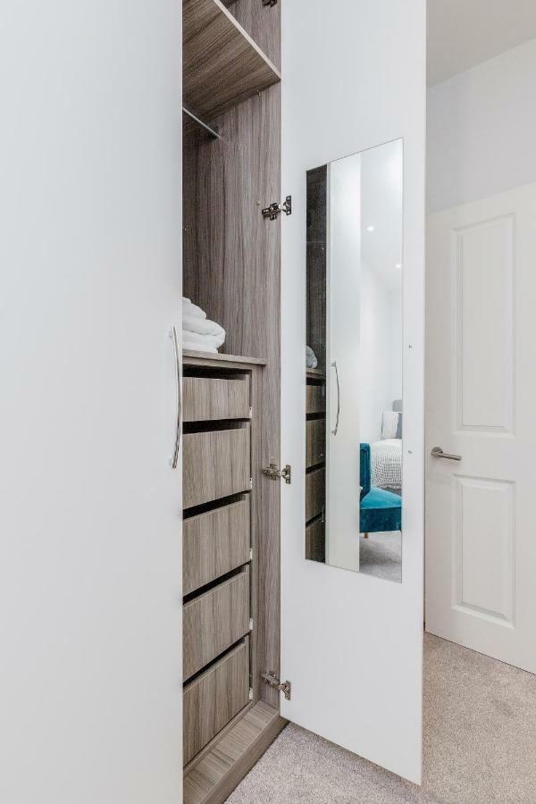 Bright & Modern 2-Bed Notting Hill Apartment Londra Exterior foto