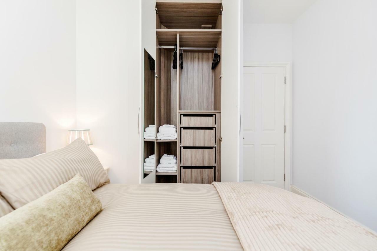 Bright & Modern 2-Bed Notting Hill Apartment Londra Exterior foto