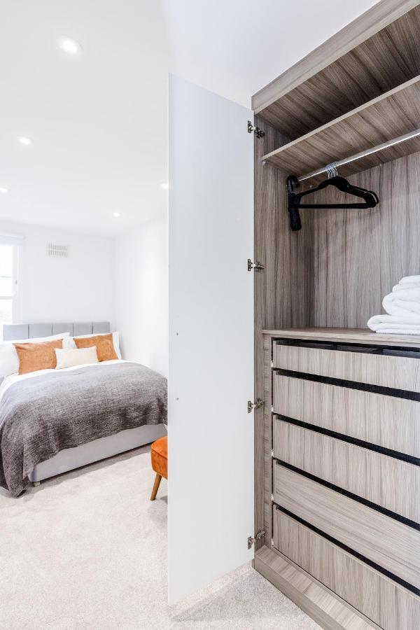 Bright & Modern 2-Bed Notting Hill Apartment Londra Exterior foto
